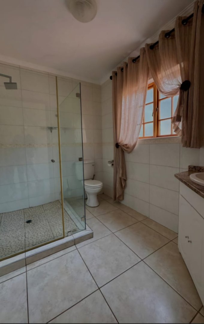 4 Bedroom Property for Sale in Wilkoppies North West